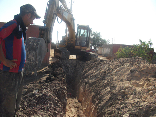 Fondation dans une tranchée du chantier